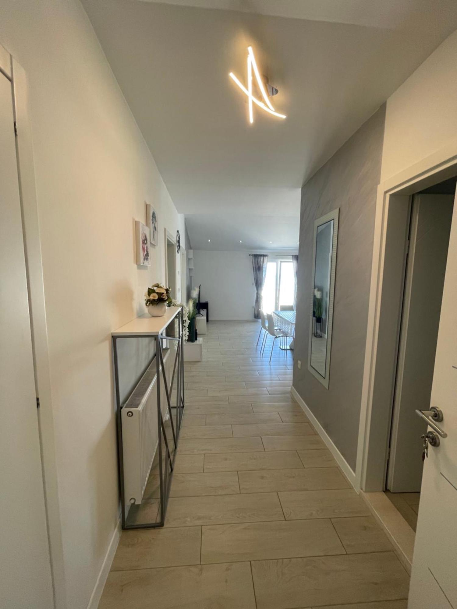Apartman Mili Baška Voda Exteriér fotografie