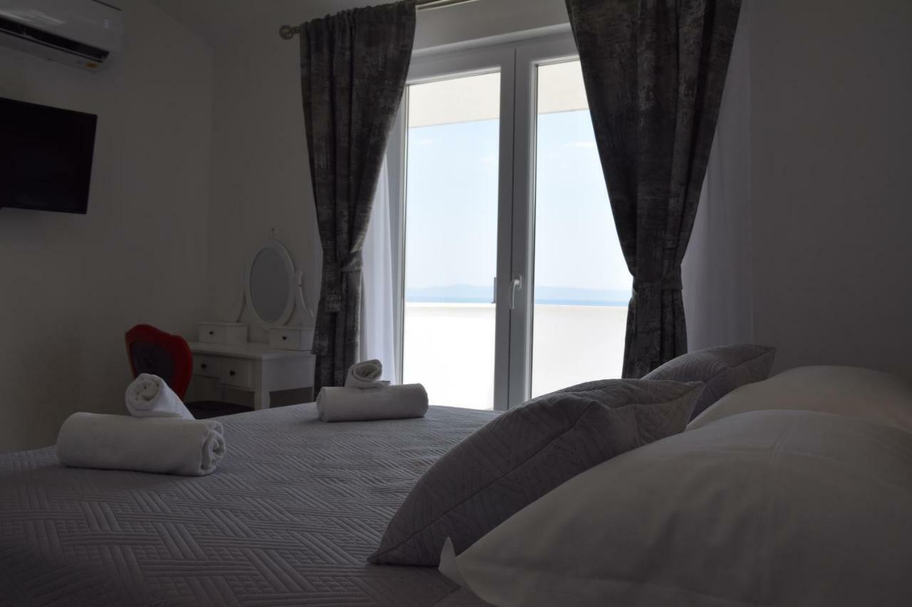 Apartman Mili Baška Voda Exteriér fotografie