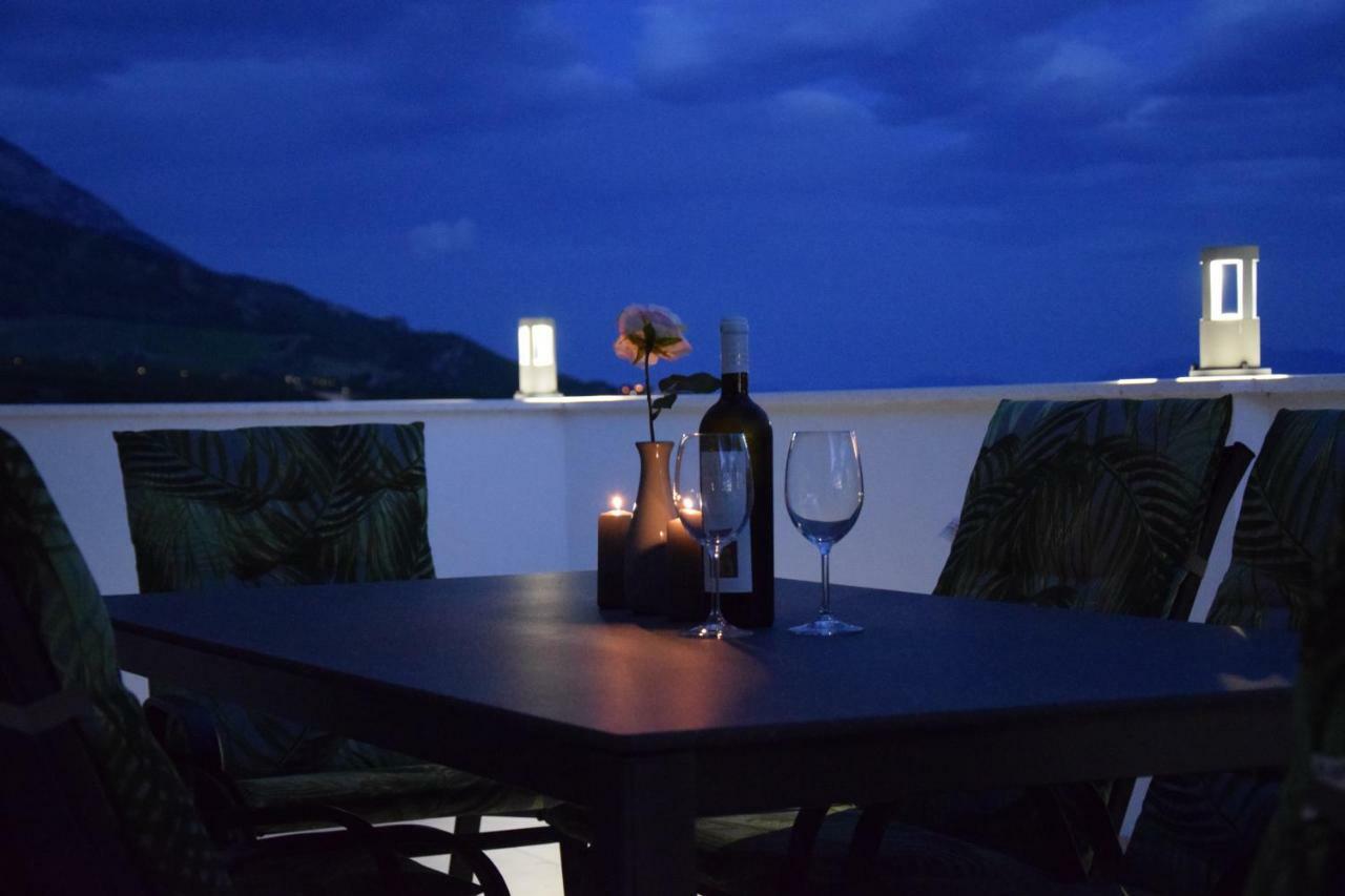 Apartman Mili Baška Voda Exteriér fotografie